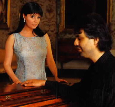 hellomag4.jpg